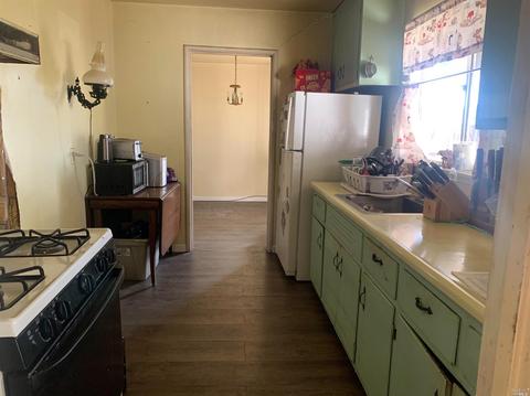 940 Rollingwood Dr, Vallejo, CA 94591 photo 2