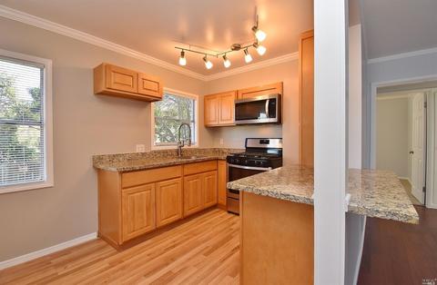 642 Laurel St, Vallejo, CA 94591 photo 8
