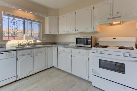 407 Bw Williams Dr, Vallejo, CA 94589 photo 2