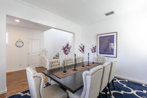 969 Capitola Dr, Napa, CA 94559 photo 3