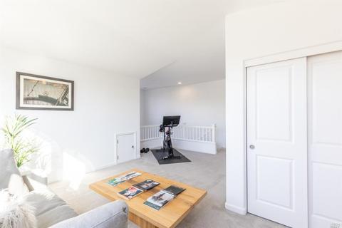 969 Capitola Dr, Napa, CA 94559 photo 32