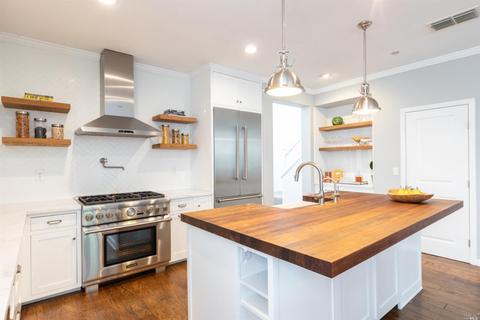 969 Capitola Dr, Napa, CA 94559 photo 8
