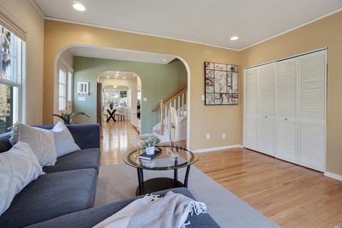 111 Fresno St, Vallejo, CA 94590 photo 10