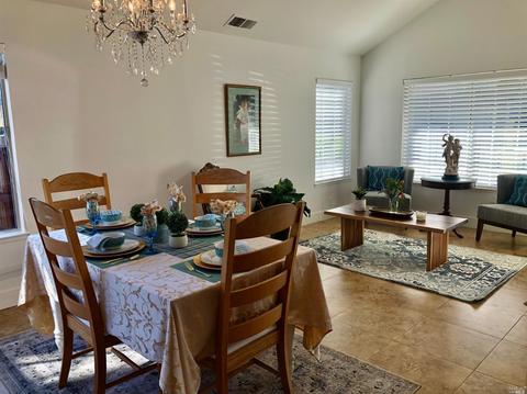 105 Wooded Glen Ct, Windsor, CA 95492 photo 8