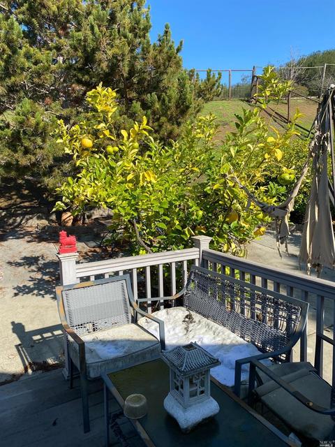 518 Birkdale Dr, Vallejo, CA 94591 photo 2