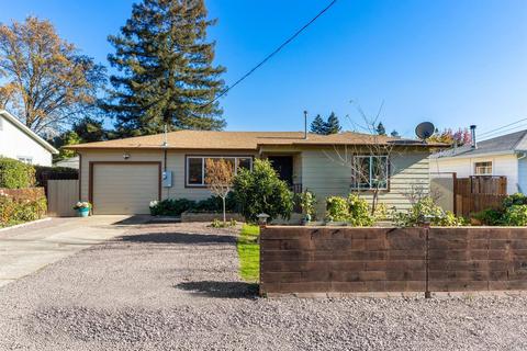 26 Lorraine St, Ukiah, CA 95482 photo 1