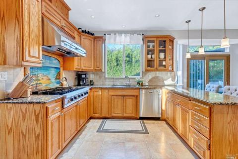 767 Roscommon Dr, Vacaville, CA 95688 photo 16