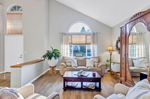 767 Roscommon Dr, Vacaville, CA 95688 photo 11