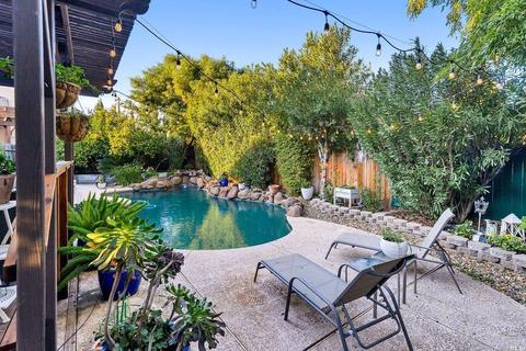 767 Roscommon Dr, Vacaville, CA 95688 photo 58