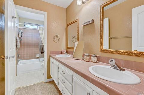 767 Roscommon Dr, Vacaville, CA 95688 photo 40