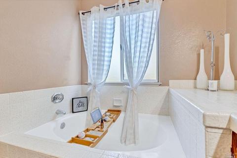 767 Roscommon Dr, Vacaville, CA 95688 photo 53