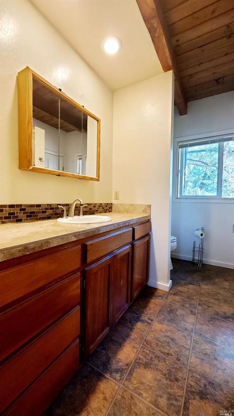 24300 String Creek Rd, Willits, CA 95490 photo 24