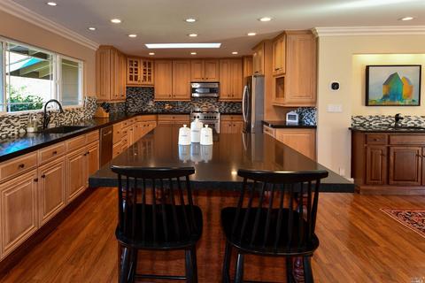 6353 Fredricks Rd, Sebastopol, CA 95472 photo 2
