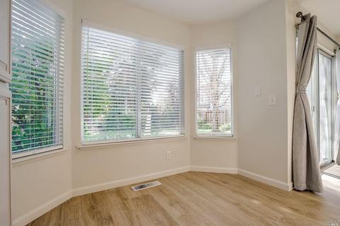 554 Smoketree St, Windsor, CA 95492 photo 15