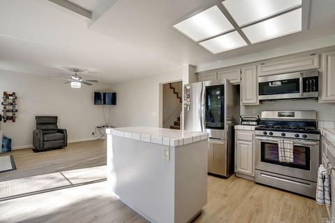 554 Smoketree St, Windsor, CA 95492 photo 11