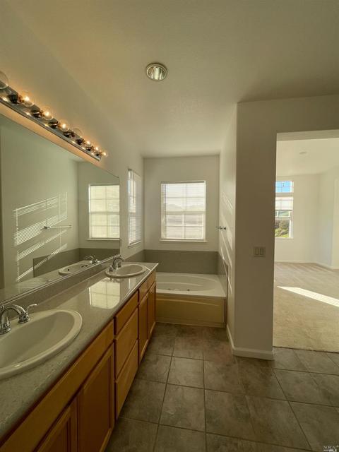 8081 Red Oak Ct, Vallejo, CA 94591 photo 46