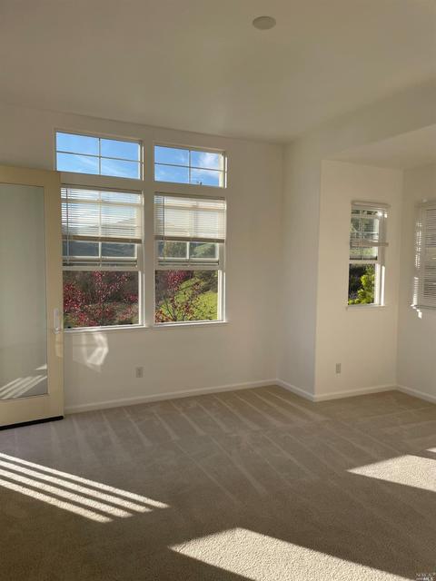8081 Red Oak Ct, Vallejo, CA 94591 photo 21