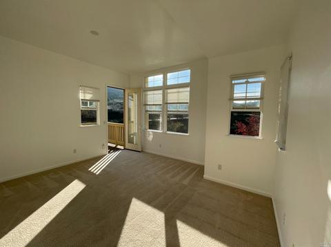 8081 Red Oak Ct, Vallejo, CA 94591 photo 29