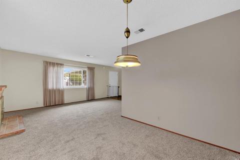 1361 Sanderling Dr, Fairfield, CA 94533 photo 12
