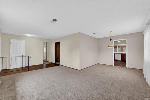 1361 Sanderling Dr, Fairfield, CA 94533 photo 9