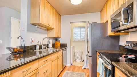 247 Lighthouse Dr, Vallejo, CA 94590 photo 4