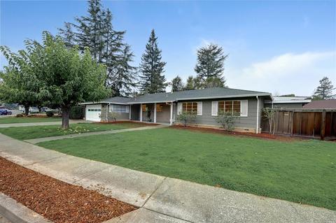 2 Devonshire Dr, Novato, CA 94947 photo 1