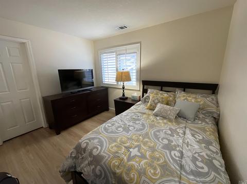 272 Glenview Cir, Vallejo, CA 94591 photo 31