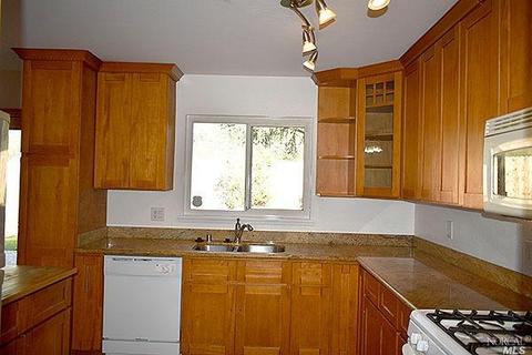 1368 Delwood St, Vallejo, CA 94591 photo 5