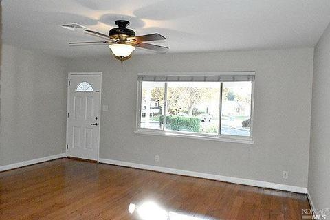 1368 Delwood St, Vallejo, CA 94591 photo 9