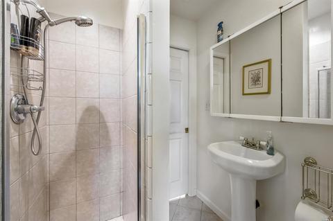 8886 Windsor Rd, Windsor, CA 95492 photo 14