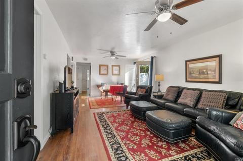 8886 Windsor Rd, Windsor, CA 95492 photo 4