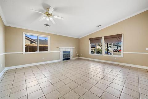 625 W H St, Dixon, CA 95620 photo 7