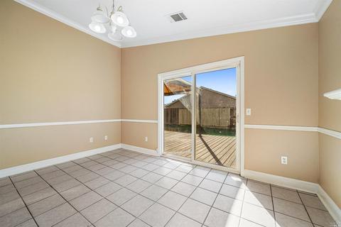 625 W H St, Dixon, CA 95620 photo 17
