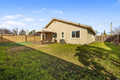 625 W H St, Dixon, CA 95620 photo 37