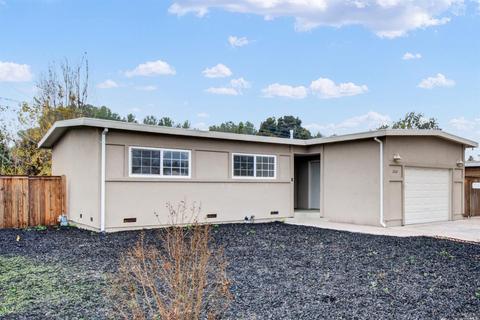 2107 Nottingham Dr, Fairfield, CA 94533 photo 3