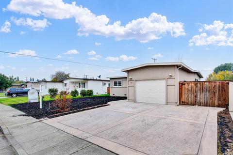 2107 Nottingham Dr, Fairfield, CA 94533 photo 7