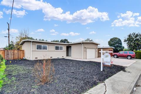 2107 Nottingham Dr, Fairfield, CA 94533 photo 9