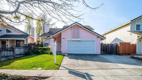 1025 Peppertree Dr, Fairfield, CA 94533 photo 2