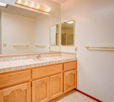 136 Palomar Ln, Vallejo, CA 94591 photo 24