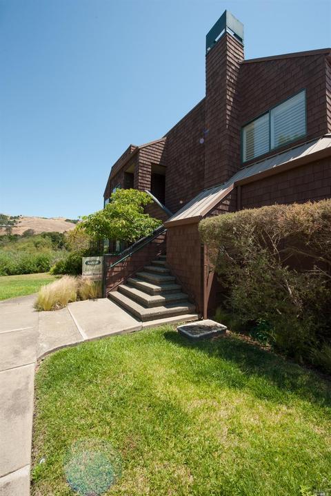 24 Marsh Rd, Tiburon, CA 94920 photo 3