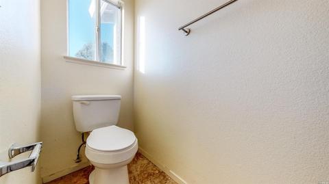 135 Arabian Ct, Vallejo, CA 94589 photo 47