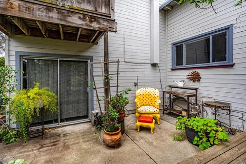 102 Lois Ln, Vallejo, CA 94590 photo 37