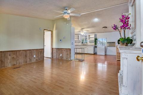 15 Evergreen Ave, Windsor, CA 95492 photo 6