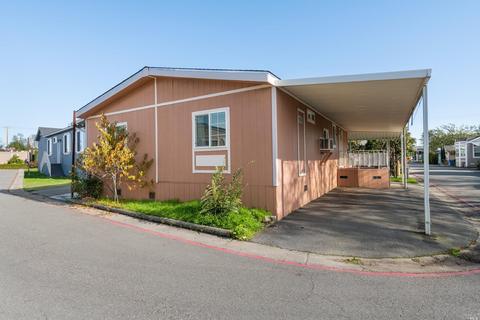 15 Evergreen Ave, Windsor, CA 95492 photo 1