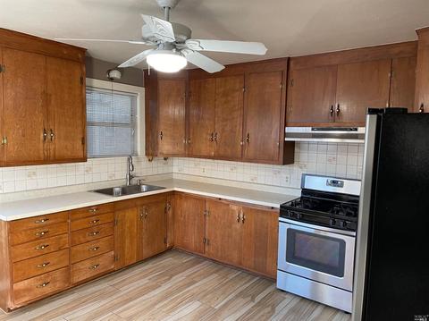1421 Gordon St, Vallejo, CA 94590 photo 12