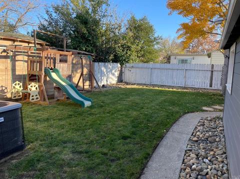 1421 Gordon St, Vallejo, CA 94590 photo 22