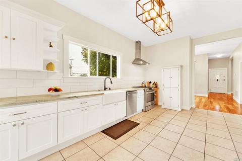 600-602 E 2nd St, Benicia, CA 94510 photo 17