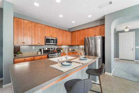 2424 Hanson Dr, Fairfield, CA 94533 photo 6