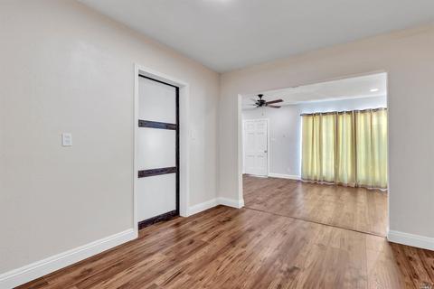527 Hilton Ave, Vallejo, CA 94591 photo 9