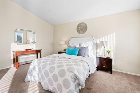 315 Glenview Cir, Vallejo, CA 94591 photo 40